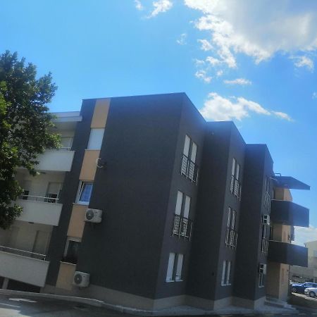 Luxury Apartment Queen 索林 外观 照片