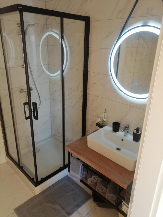 Luxury Apartment Queen 索林 外观 照片